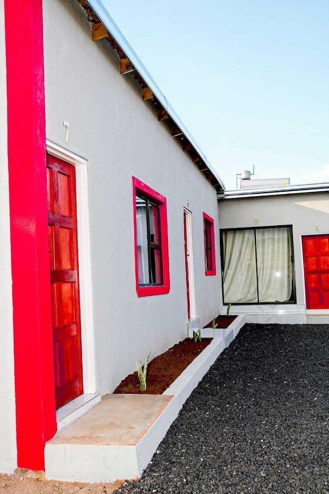 shakwaneng lodge
