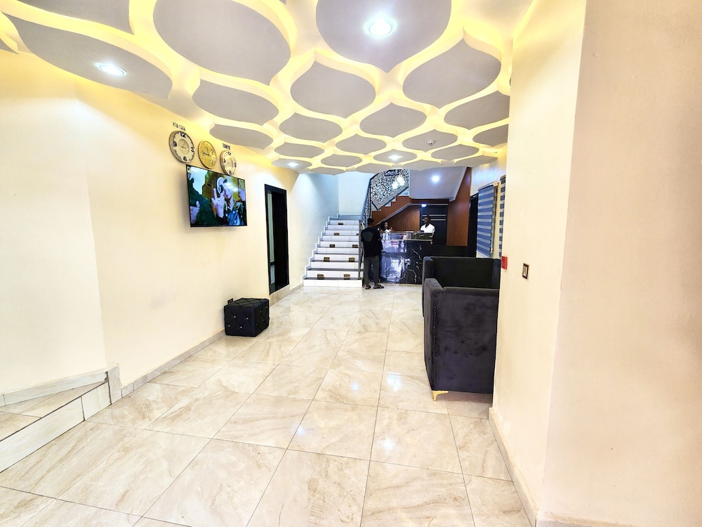 buddiez hotel and resort