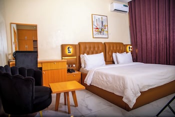 buddiez hotel and resort