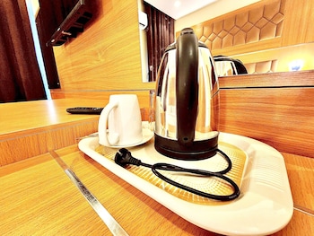 buddiez hotel and resort