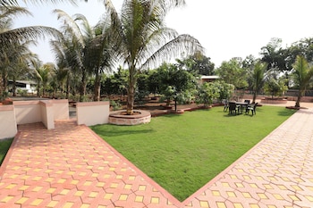 raaj resort