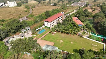 raaj resort