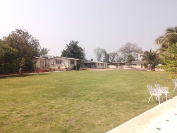 raaj resort