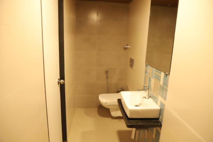 raaj resort