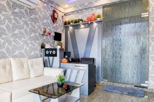 hotel o himgiri guest house