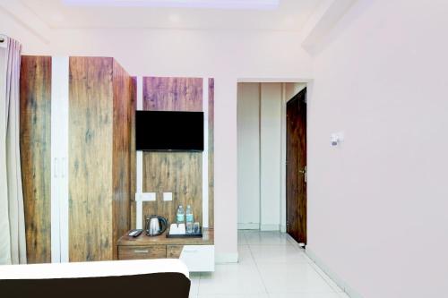 hotel o himgiri guest house