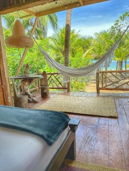 tortuga bay eco hotel