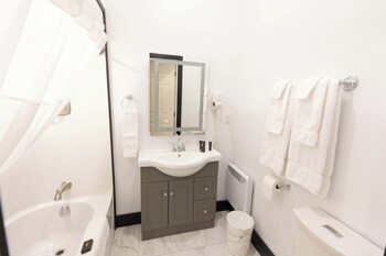 motel 7 inn and suites