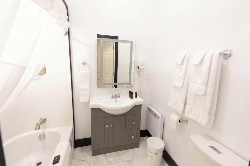 motel 7 inn and suites