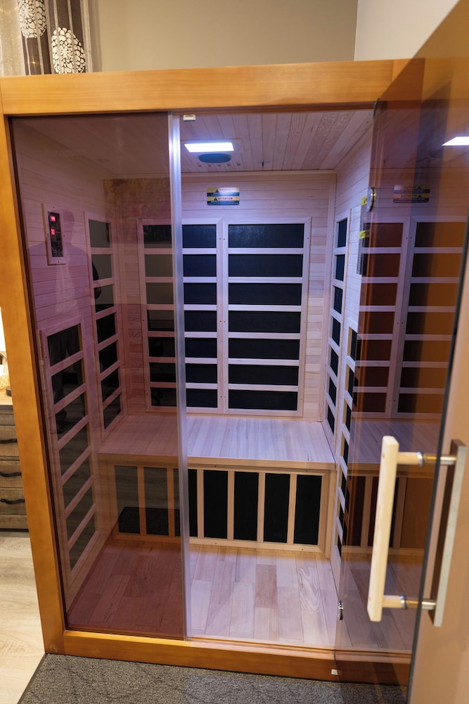 motel 7 inn and suites