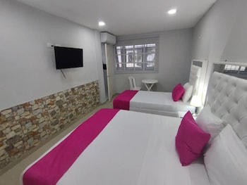 hotel bm 17 cerca al mar