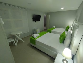 hotel bm 17 cerca al mar