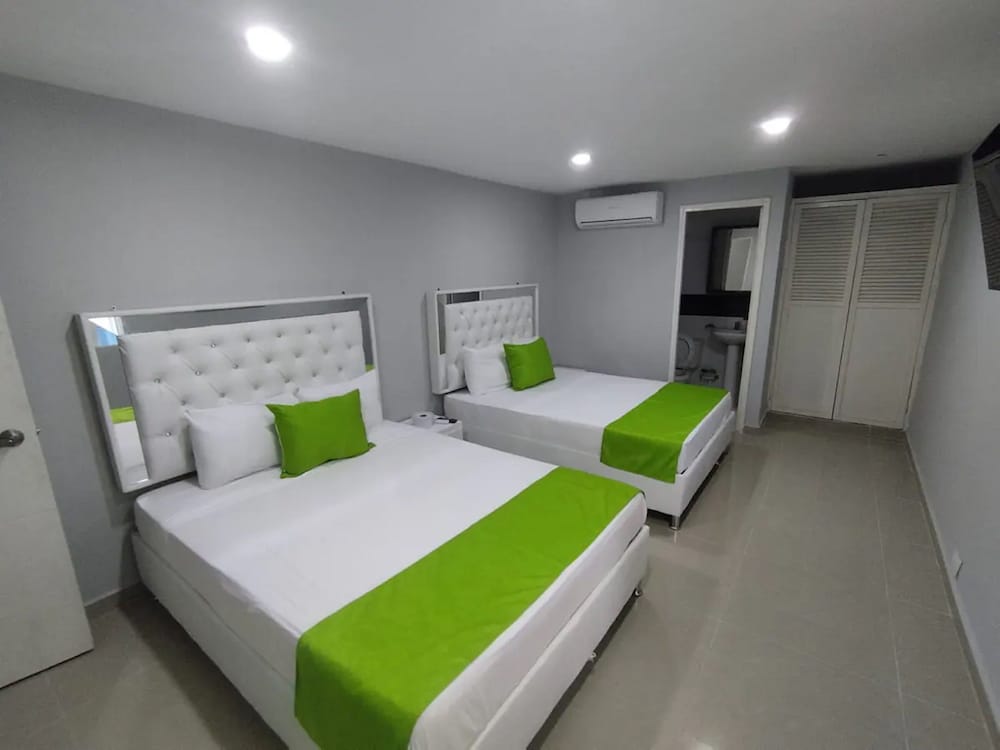 hotel bm 17 cerca al mar