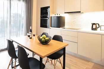 aello luxury apartments