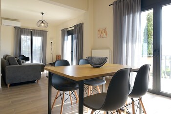 aello luxury apartments