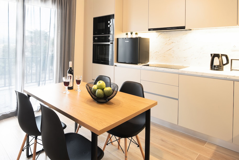 aello luxury apartments