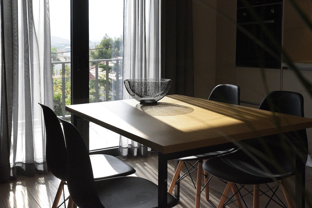 aello luxury apartments