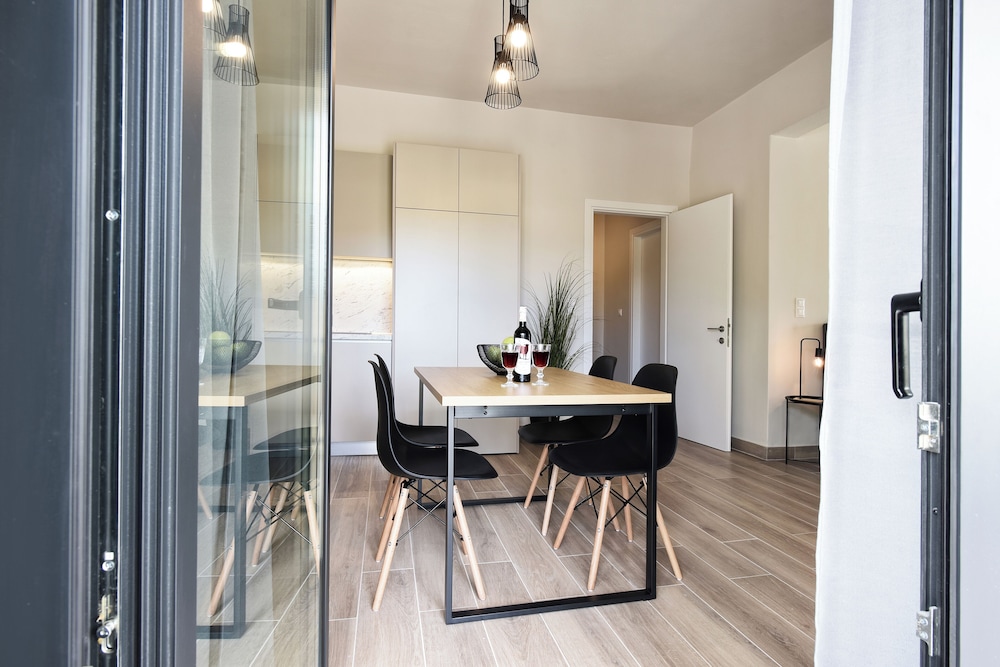 aello luxury apartments