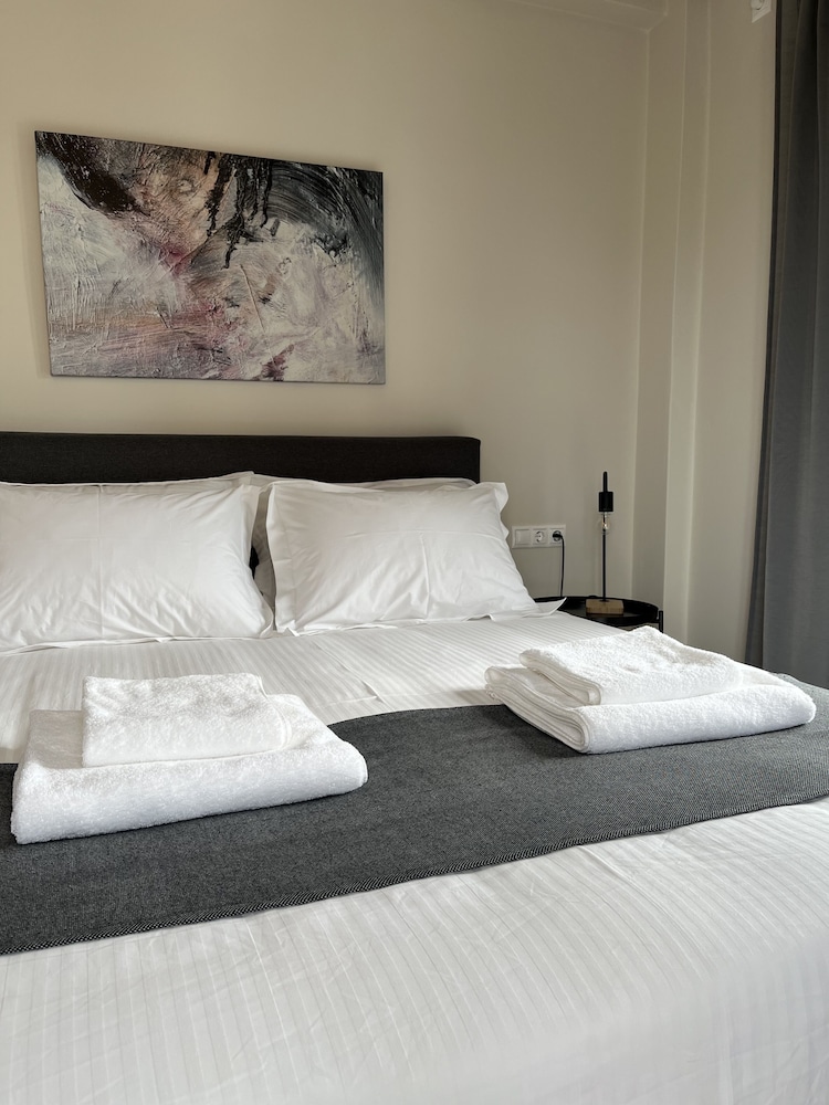 aello luxury apartments