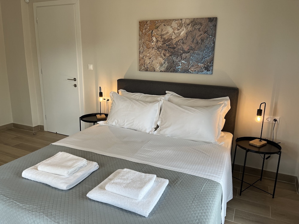 aello luxury apartments
