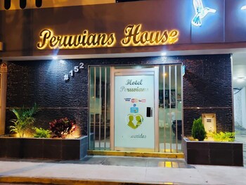 hotel peruvians house