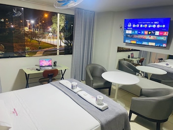 hotel peruvians house