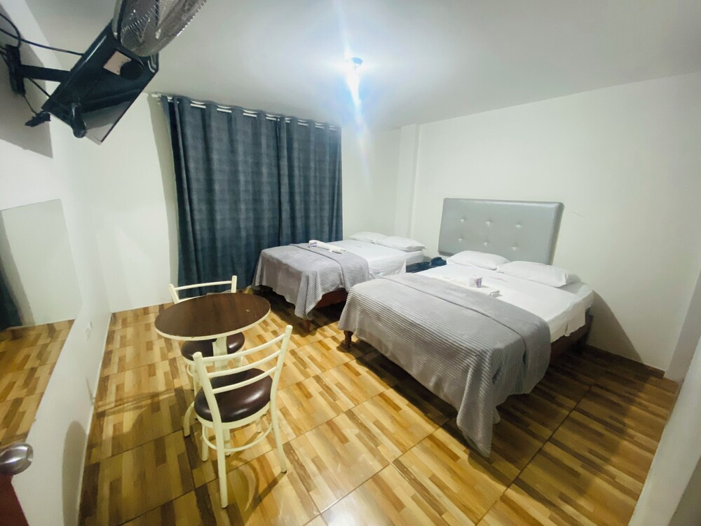 hotel peruvians house