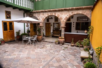 la llave 351 hotel boutique