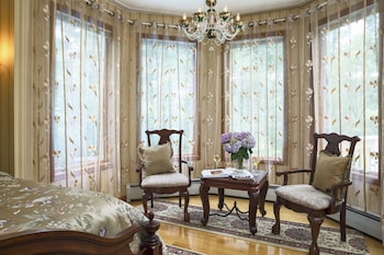 cherry valley manor luxury bed and breakfast