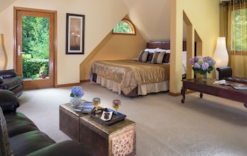 cherry valley manor luxury bed and breakfast