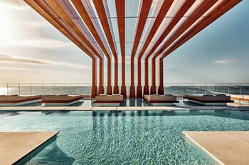 enorme santanna island