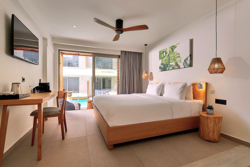 enorme santanna island