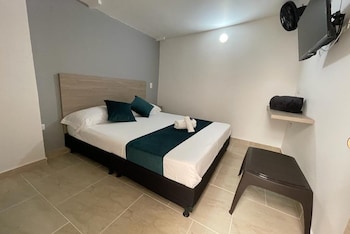 hotel 12 nights