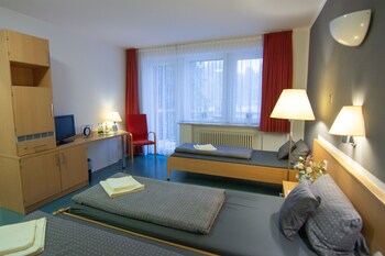 green night hotel