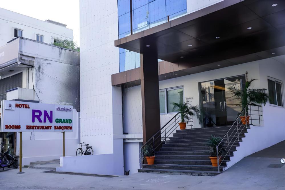 hotel rn grand