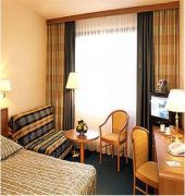 novotel gdansk marina