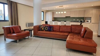 kora hotel suites