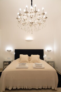 the white knight premium boutique hotel