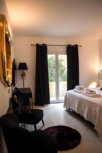 the white knight premium boutique hotel