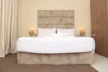 mt deluxe hotel asaba