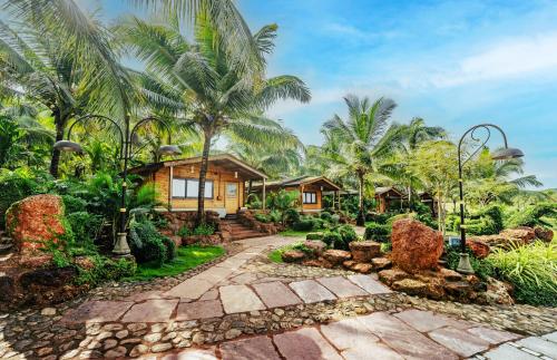 ama stays and trails eden farms goa