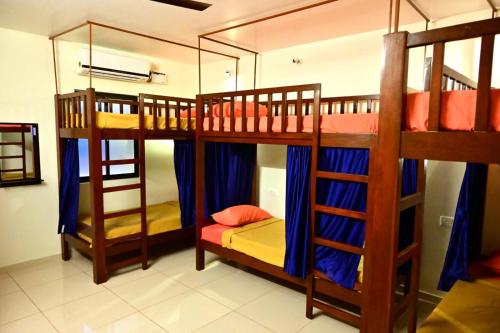 Roscotel Bay Stays 2Bhk Near White Town,,2 star