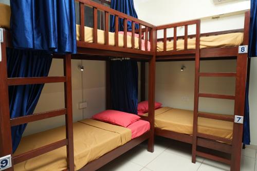 roscotel bay stays 2bhk near white town