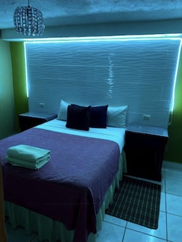 hotel maya copan guamilito