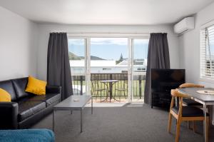 ocean beach motor lodge