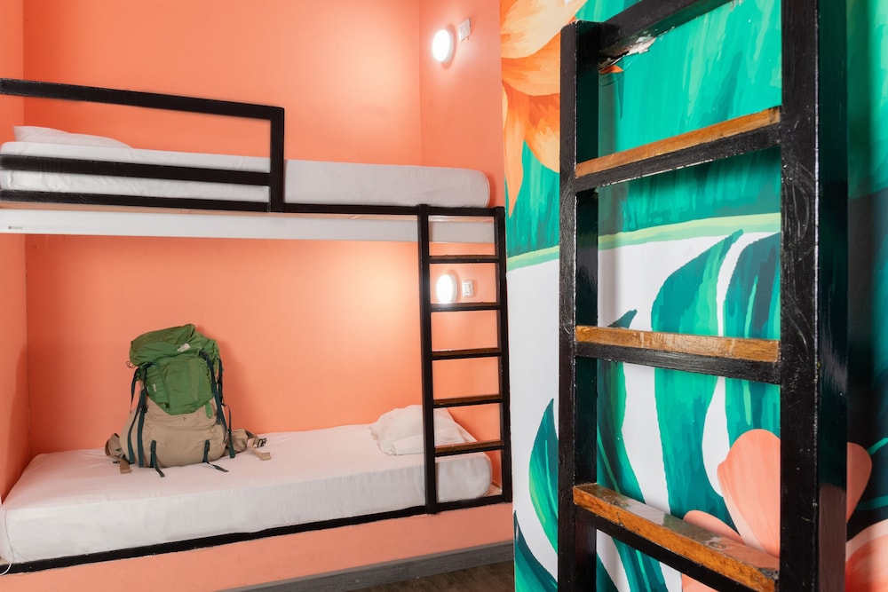 capitel hostel