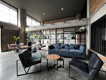 los patios cool living