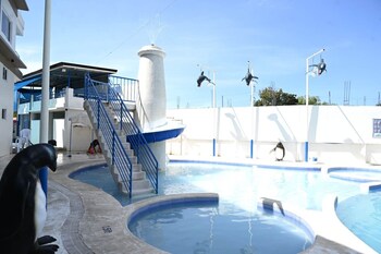 jandv hotel and resort