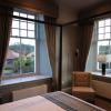 castlecary house hotel