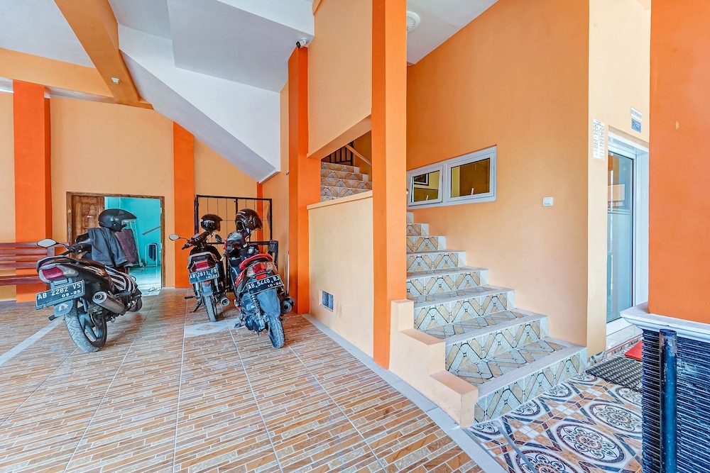 oyo 90768 endrayanti inn syariah